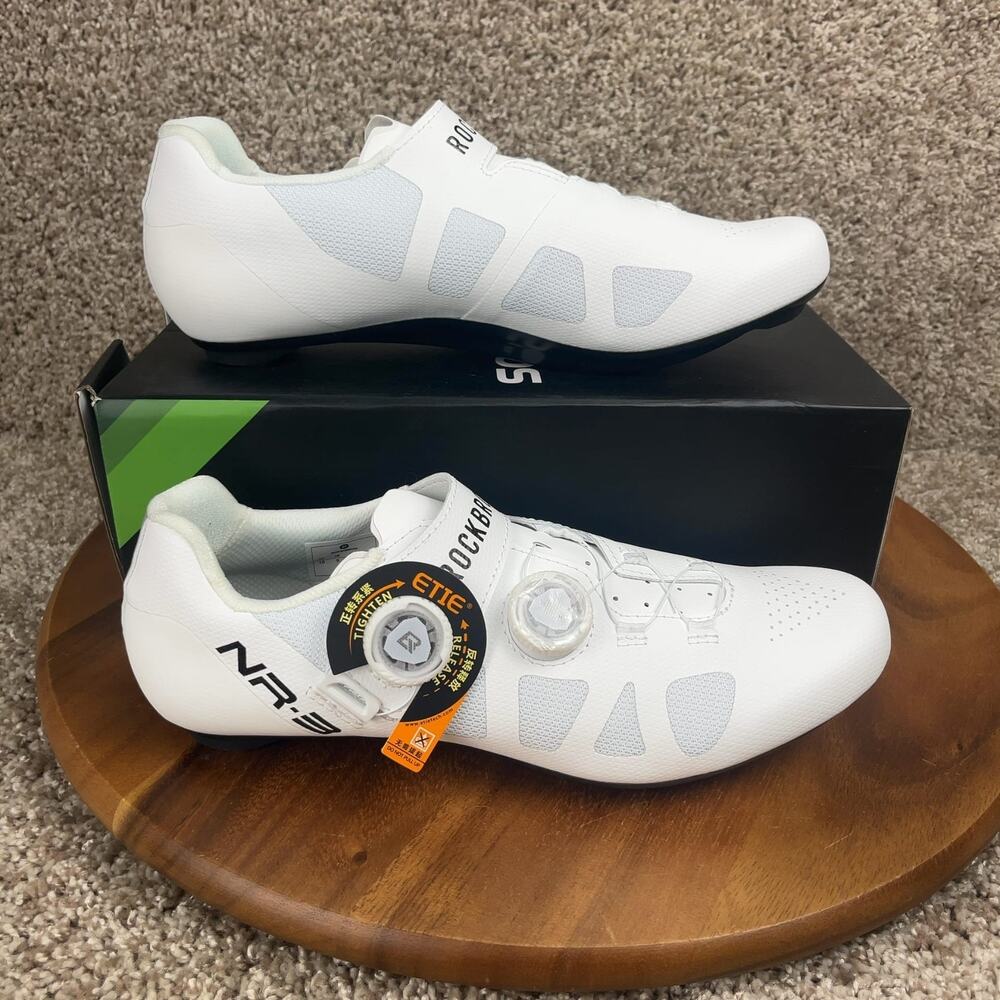 ROCKBROS Cycling Shoes NR3 Mens 10 Wide Clipless Professional 2 Knob Lock Patent